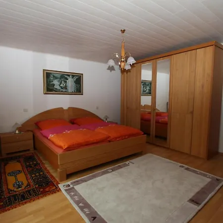 Ferienwohnungen Buehl Apartment *